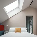 Bluemoon Apartments R&R