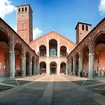 Suite Sant\'Ambrogio, Università Cattolica