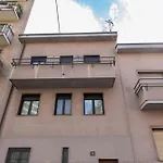 Bright Attic M4 - 2 Bedrooms