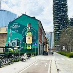 Isola Bosco Verticale