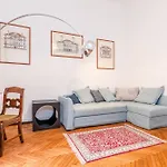 The Discovery Road - Your Home From Home