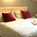 Comfortable Home 6 Min From Central Station