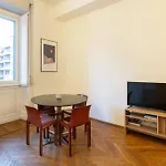 One Bedroom Apartment Of Comfort And Style In The Heart Of Milan