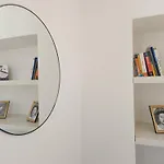 Youhosty - Navigli View Apartment