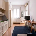 Via San Vincenzo Apartament -By Yoof