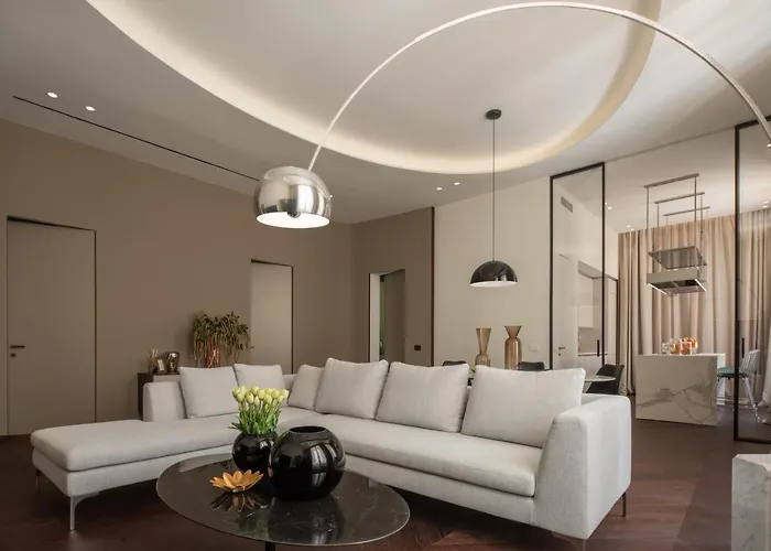 Sant\'Ambrogio Luxury Apartment R&R