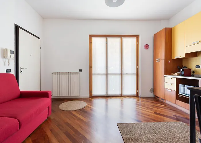 Comfy Studio Only 900M From Affori Fn Station!