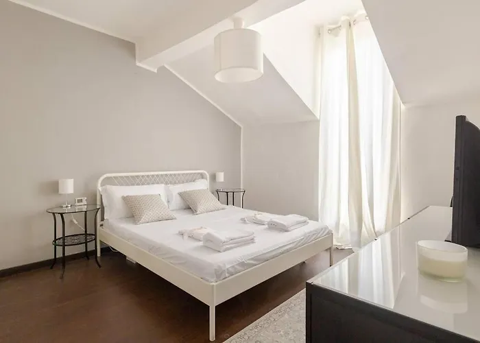Sky-View Flat In Milan
