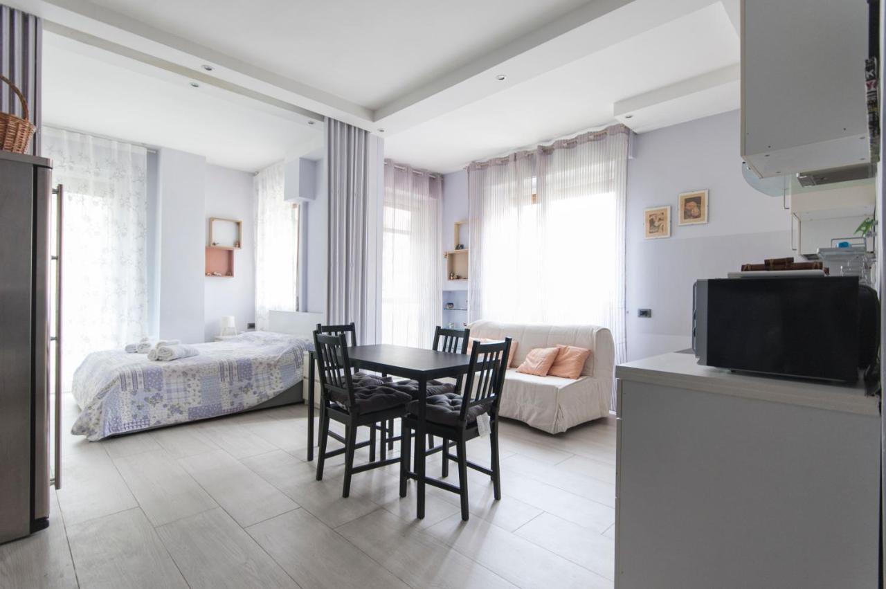 Gorgeous And Peaceful Near Metro Stop Apartment Milan