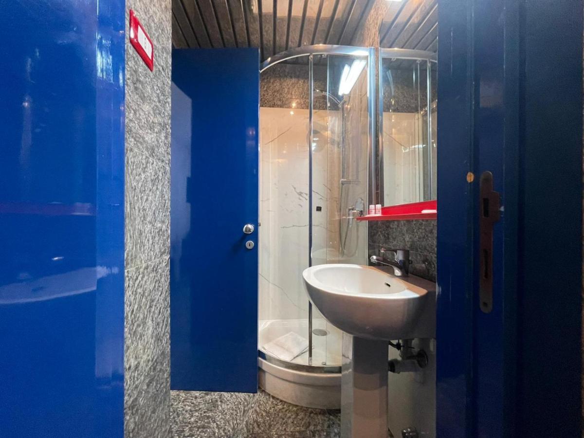 Apartment Camperio & Colorful In Cordusio *