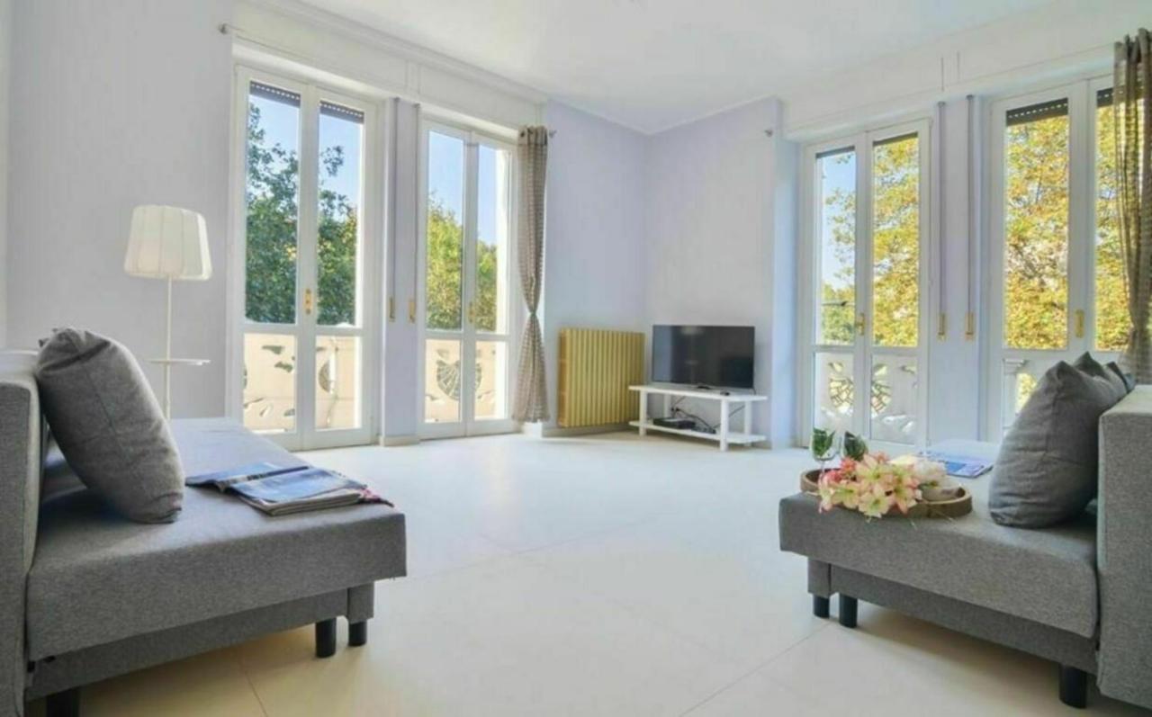 Apartment Bacone Liberty Olimpia Milan