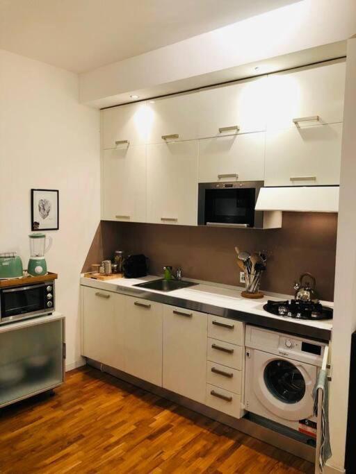 Apartment Portavenezia49 - Appartamento Milano Porta Venezia Con Jacuzzi Milan