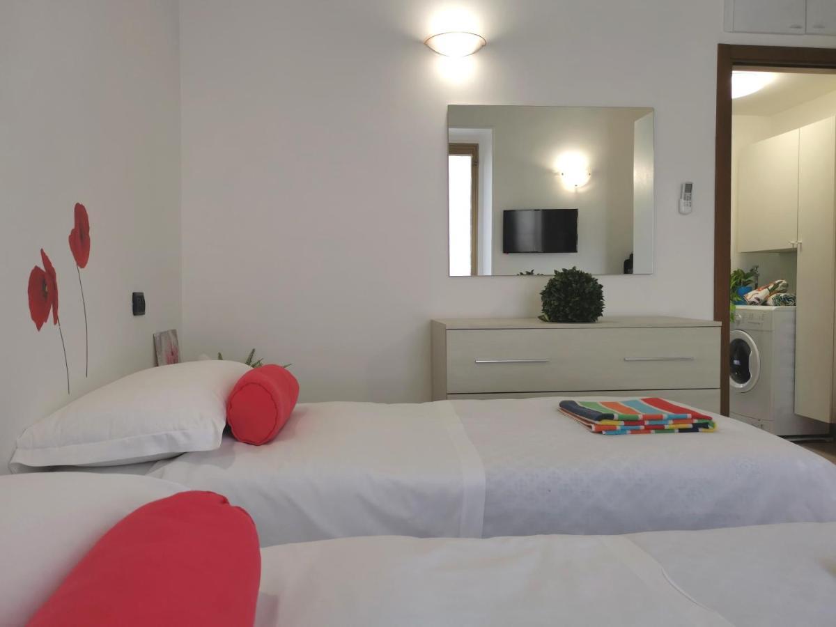 Bnbook Magellano-dergano Metro Apartamento *