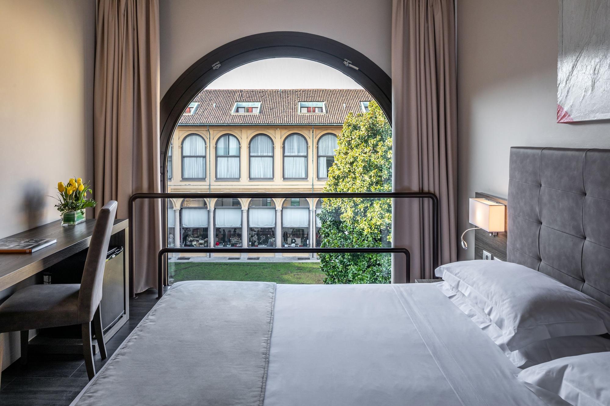 Palazzo Delle Stelline 3* Milan