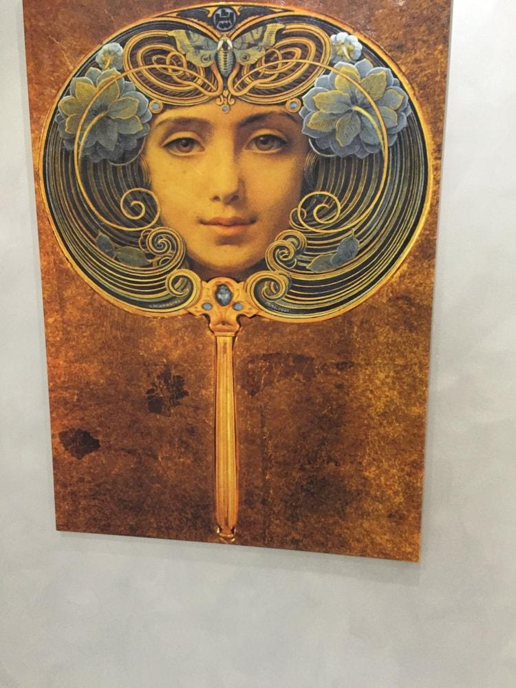 Picaflor Art & 2* Milan