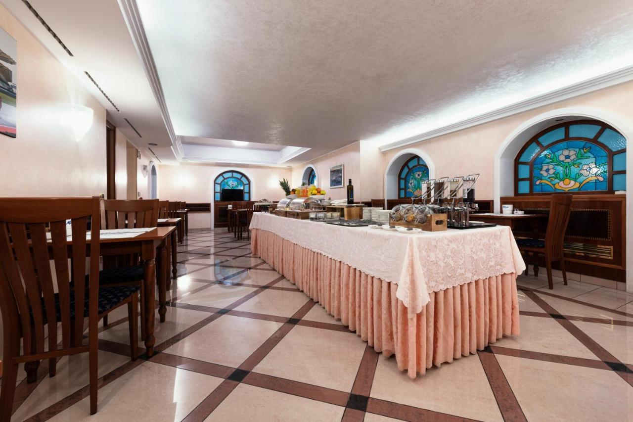 Mokinba Montebianco Hotel Milan