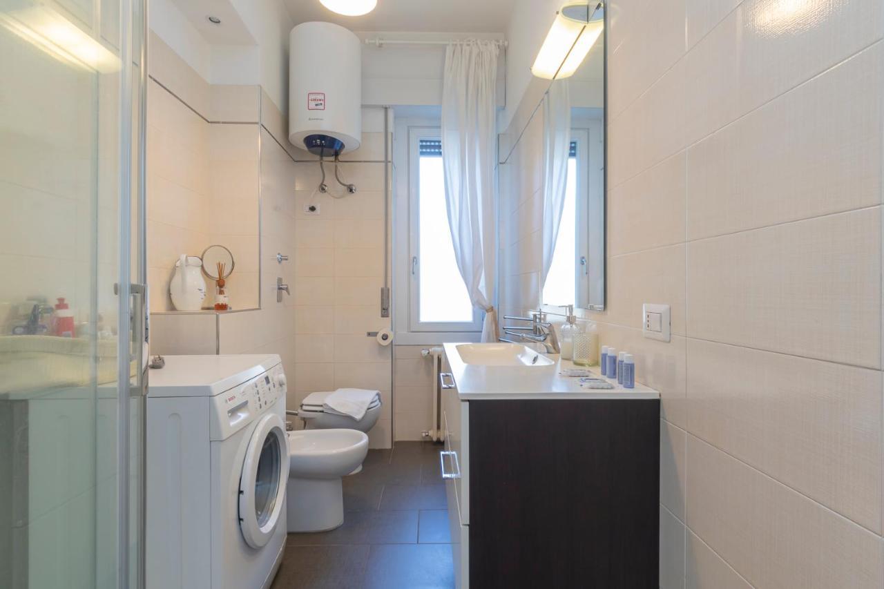 Renovated Flat Medeghino 24 Apartamento *