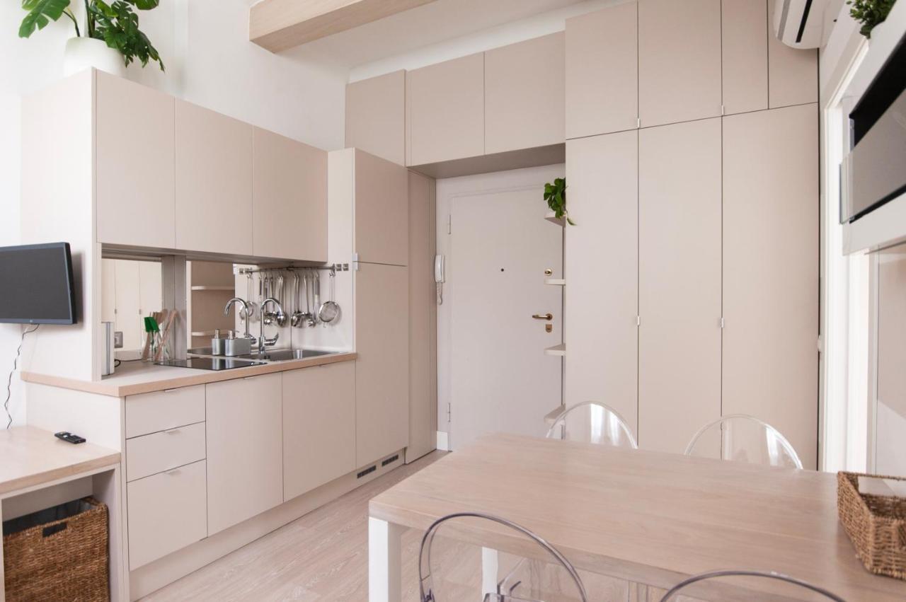 Casa Mimia Youhosty - Castelfidardo 8 Milano