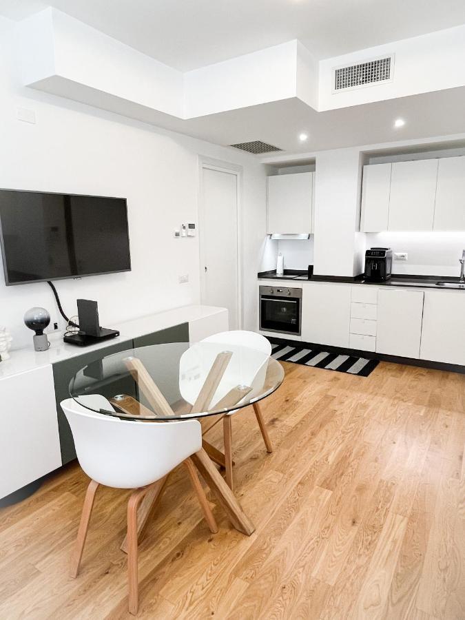Cozy Close To Centrale - Loreto Holiday home Milan
