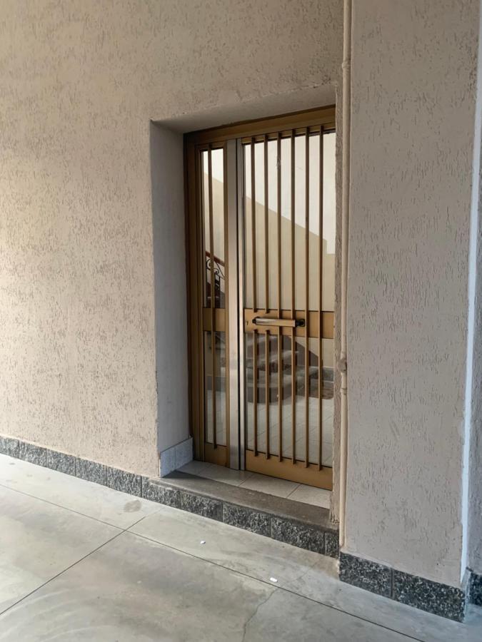 Apartment Ripa150 - Smart - Prada Bocconi Ieo Ied Forum Assago Navigli Duomo15min