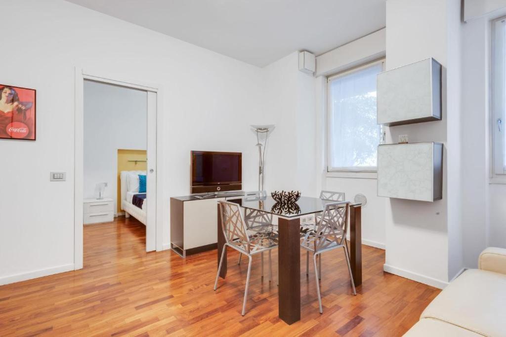 Apartment Your Place In Milano
