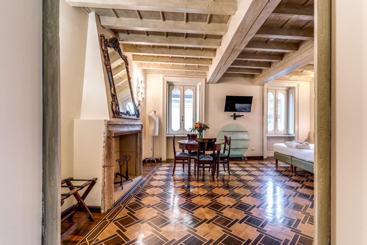 Santa Marta Milan