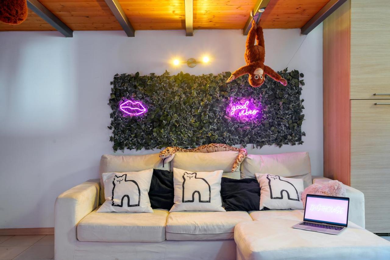 Insthouse - Let's Chill It! * Milão