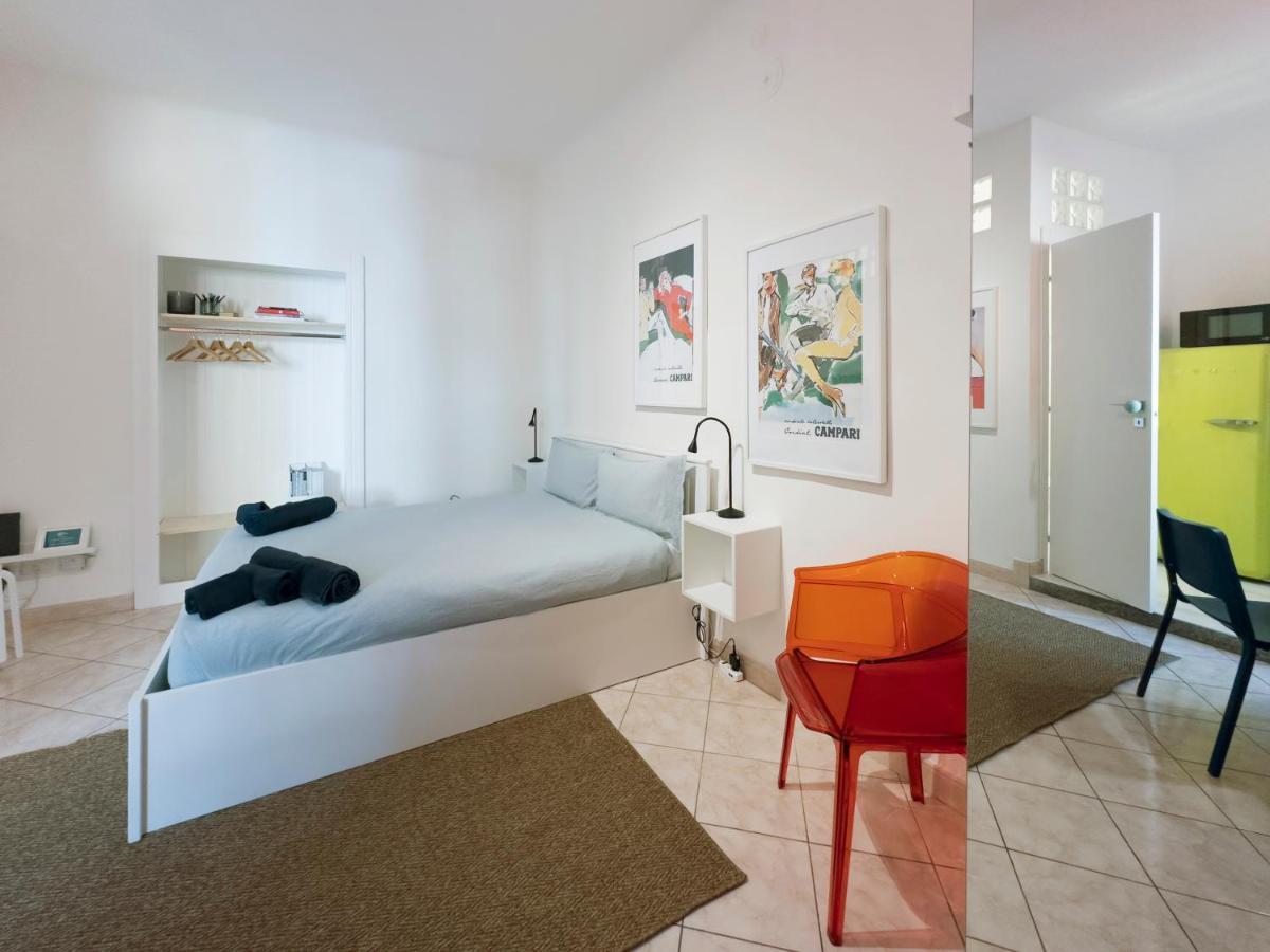Apartment Xenia - Stylish Colorful Apt- Upbeat & Well-connected Area *