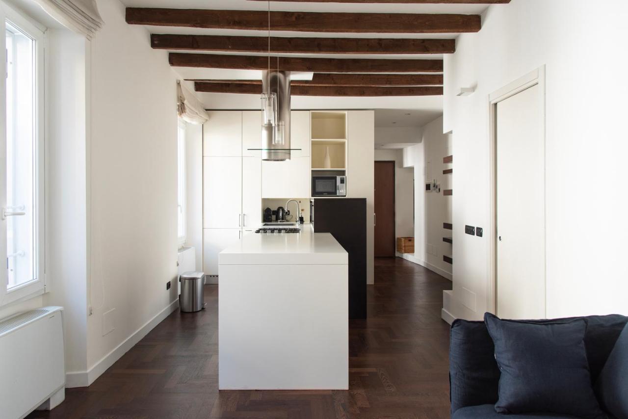 Appartamento Youhosty - Charming 2-bed Flat With Terrace, Navigli & Duomo *