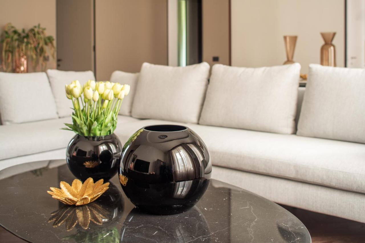 Sant'ambrogio Luxury R&r Apartment Milan