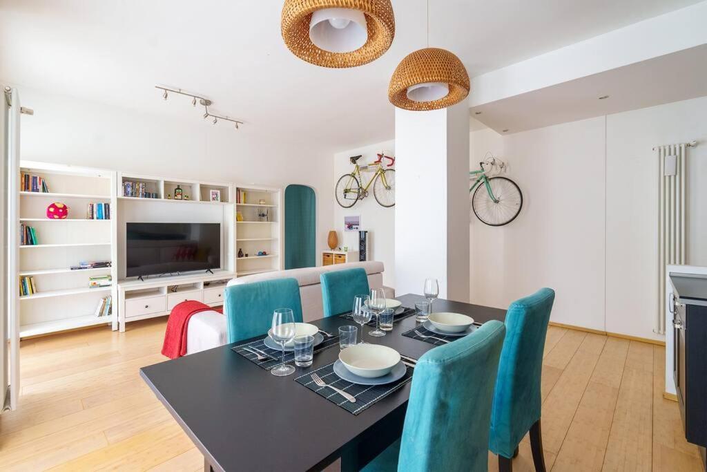 Apartment Bike Stop