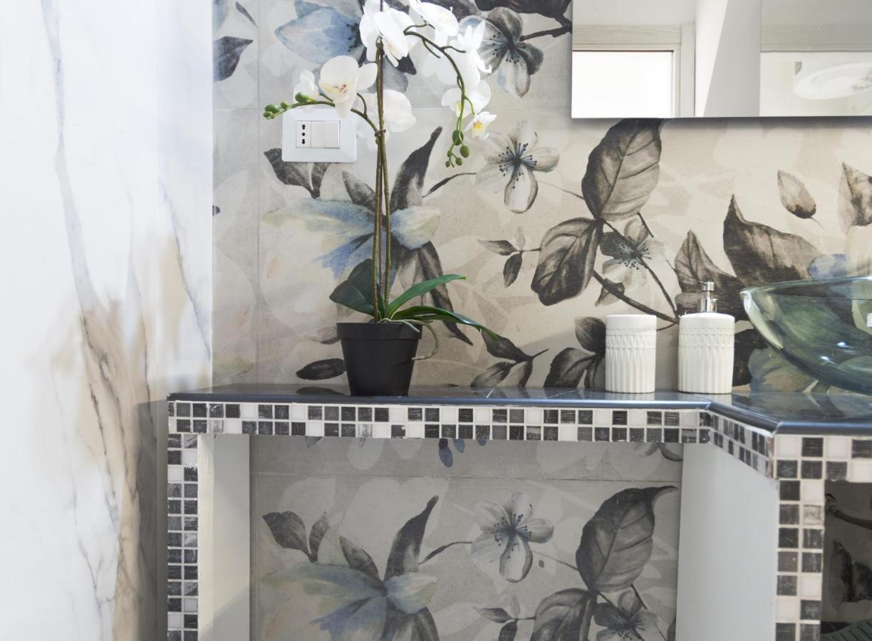 Apartment Myhome Taccioli Wellbeing Milan