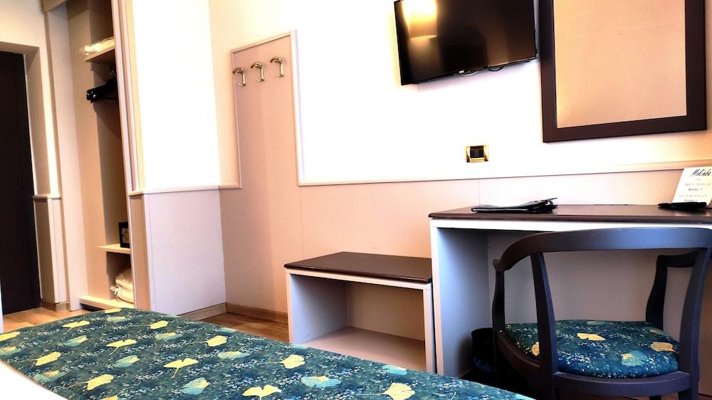 Mokinba Montebianco Hotel Milan