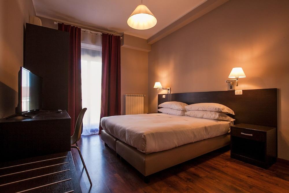 Di Porta Romana Hotel
