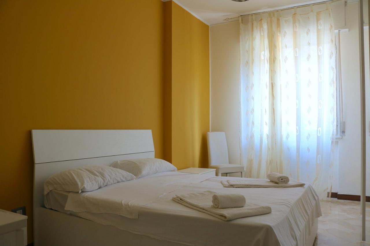 Frattini Comfy Family - 4 People Apartment Milan