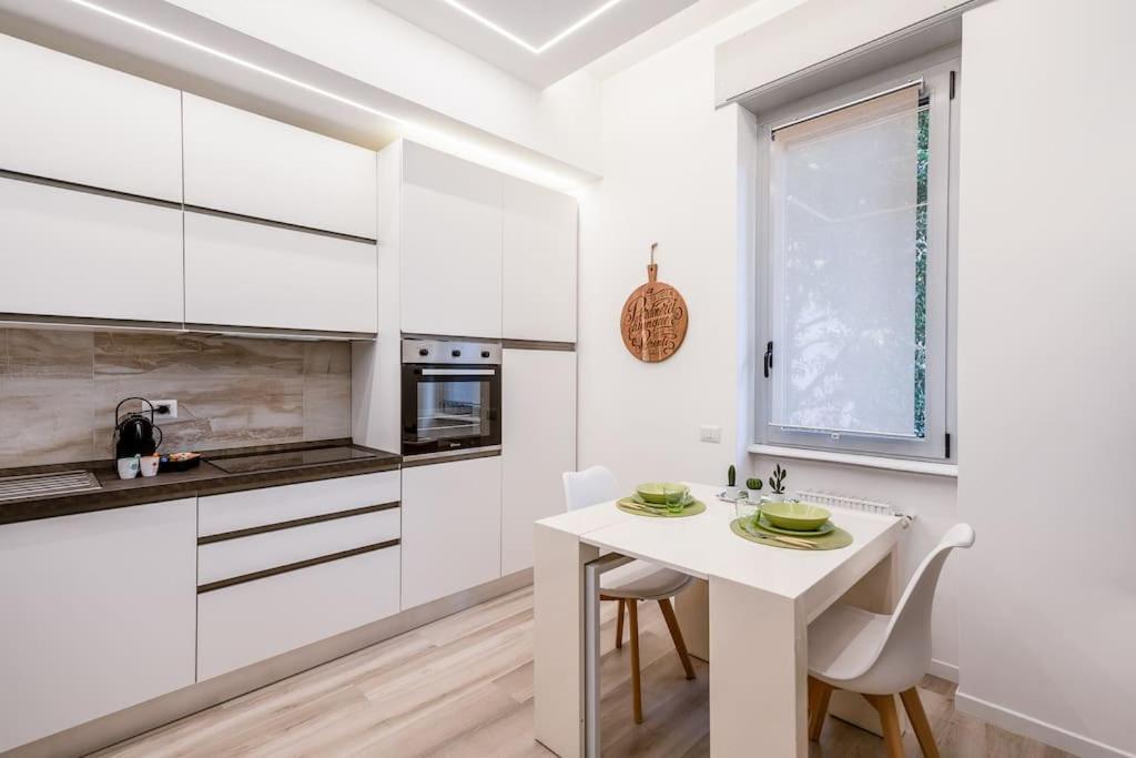 Linate Airport Elegant Suite,tram 1 Minute Away Apartment *