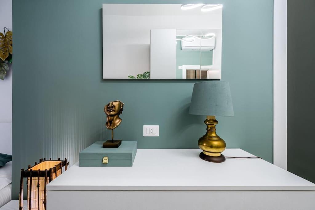 Apartment Linate Airport Elegant Suite,tram 1 Minute Away Milan
