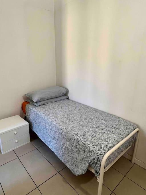 Tarra Place * Milan