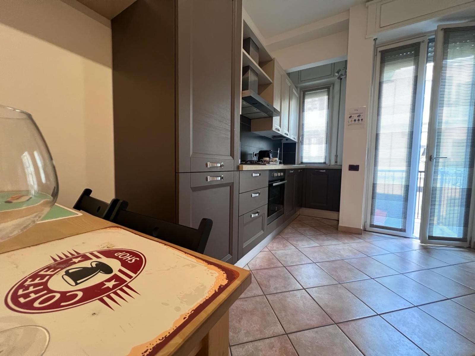 Apartment Kibilu - Piazzale Archinto 1 - Stazione Garibaldi - Zona Isola Milan