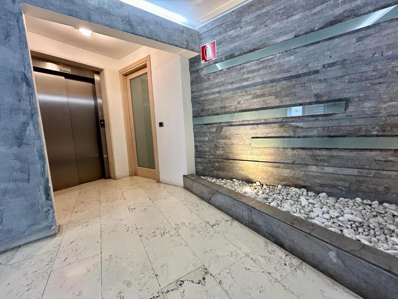 Apartment Kibilu - Iulm - Ospedale San Paolo - Navigli *