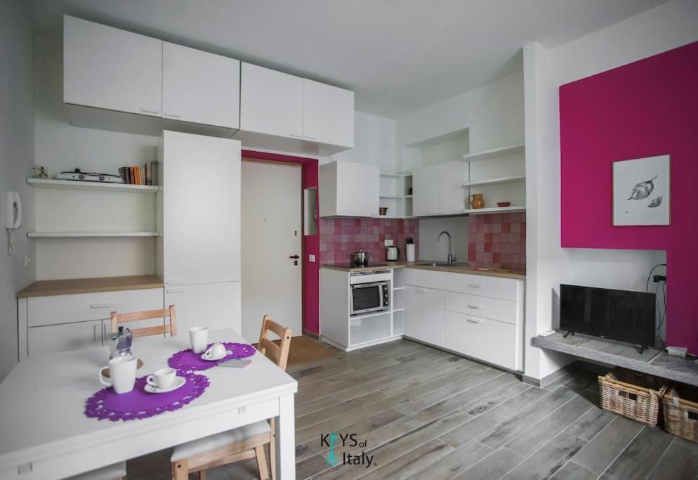 Apartment Keys Of Italy - Montenero 27 / A Shot Of Rose Milan