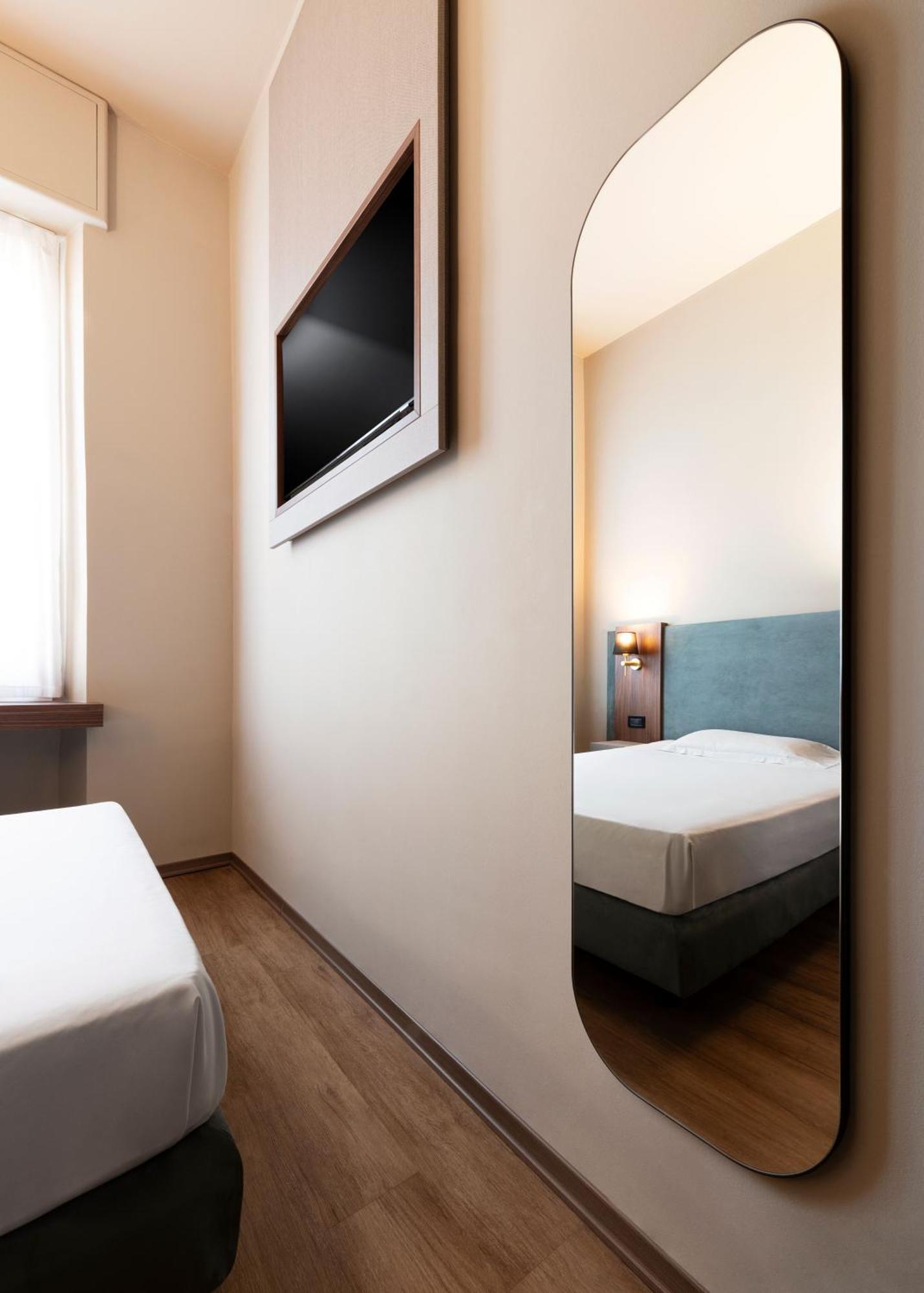 Mokinba Montebianco 4* Milan