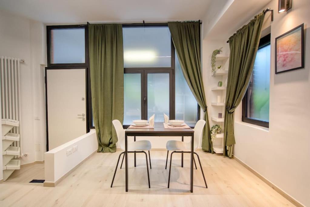 Suzzani 273 - Interno C1 Apartment *