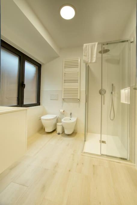 Suzzani 273 - Interno C1 Milan