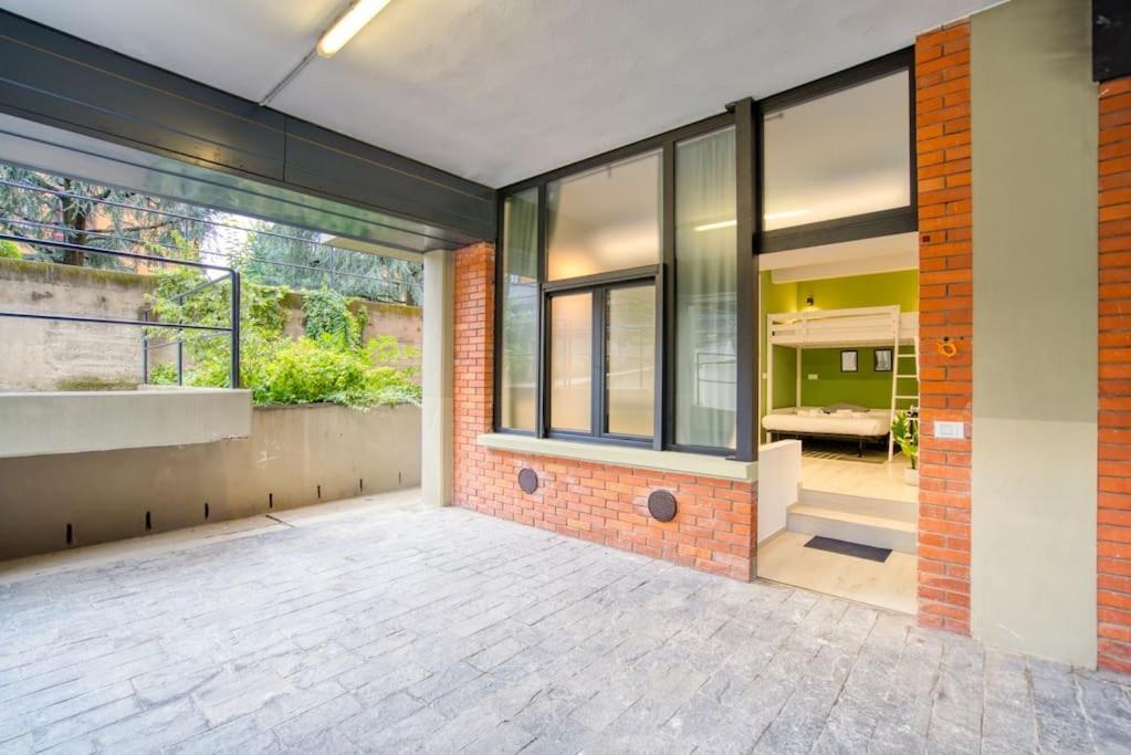 Suzzani 273 - Interno C1