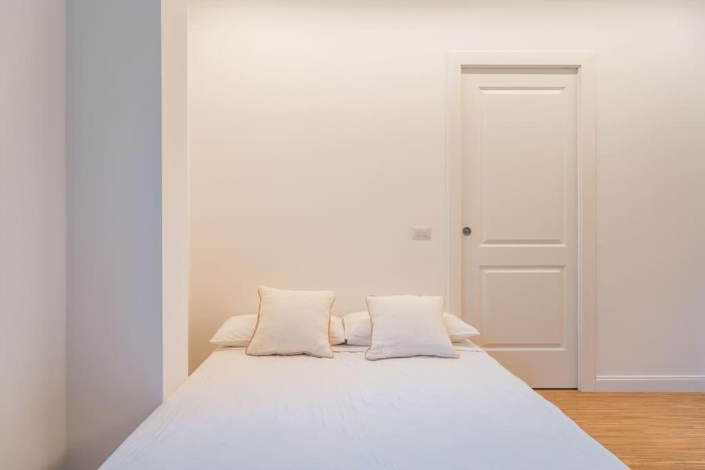 Appartamento Chic In Nolo: Style And Comfort In *