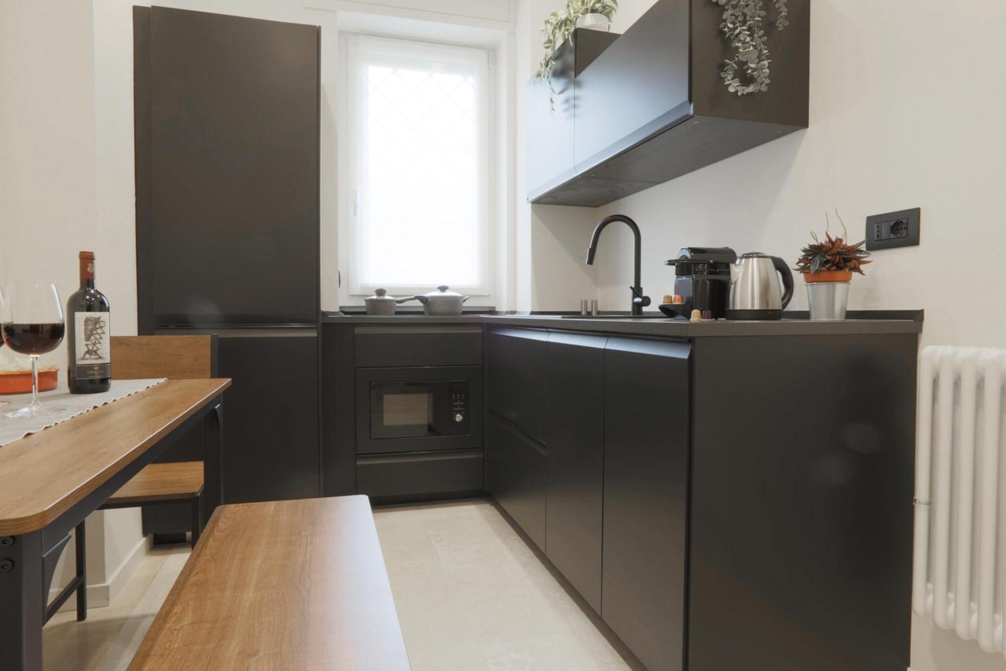 New Modern Flat 10 Minutes Walk From Station *