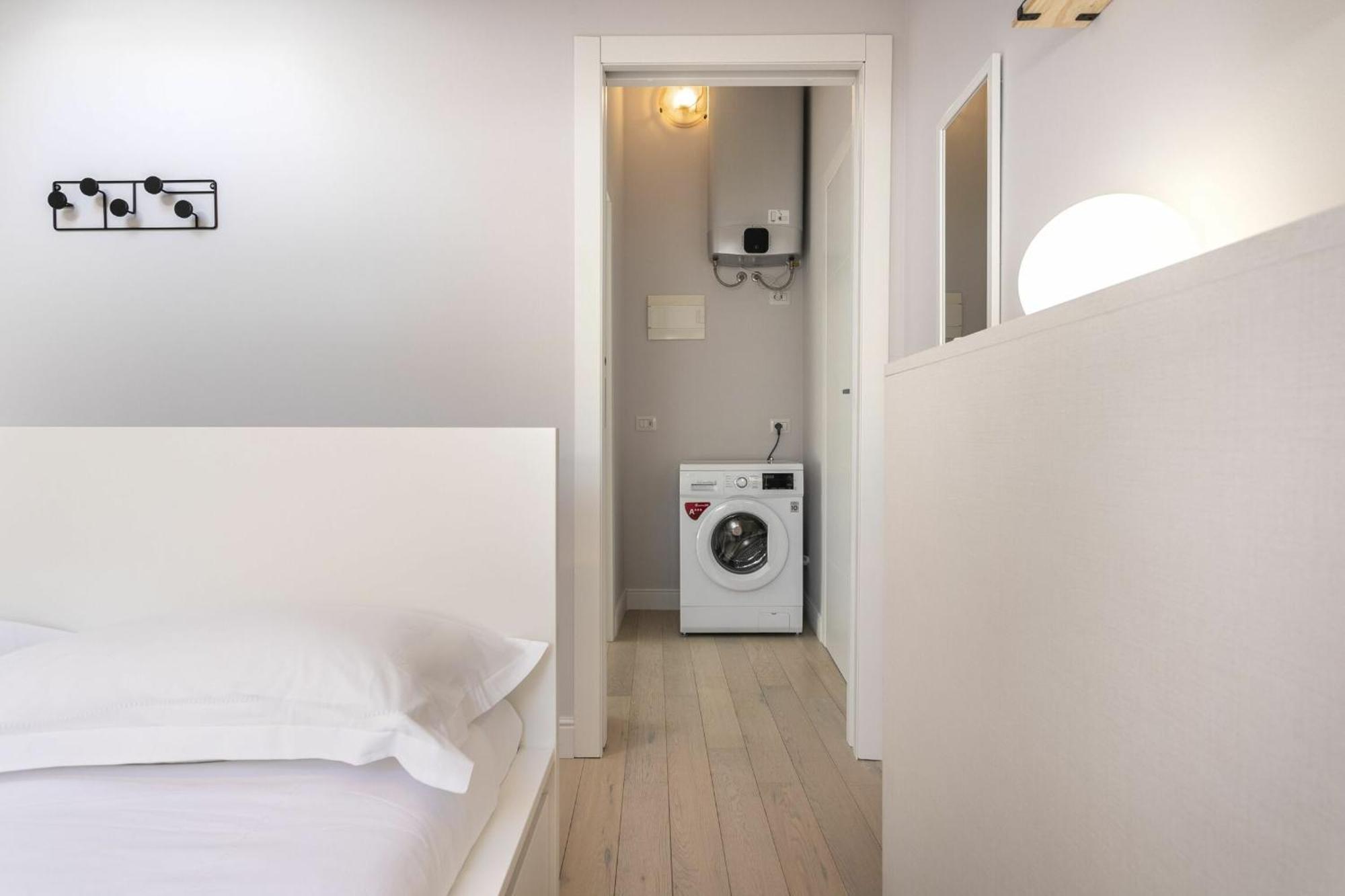 Apartment Ferrucci 1 Bedroom Attic In By Halldis Milan
