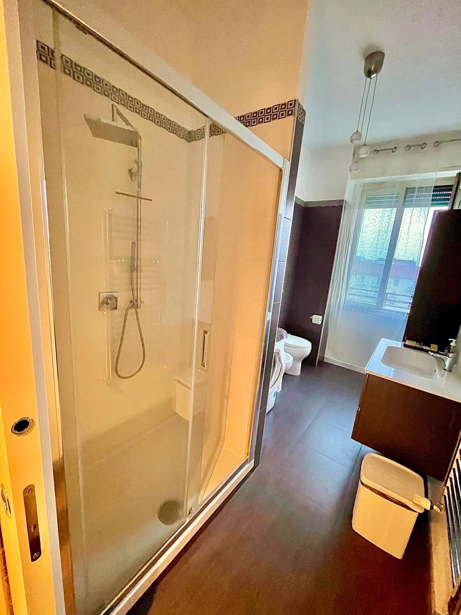 Sunny's House Apartment