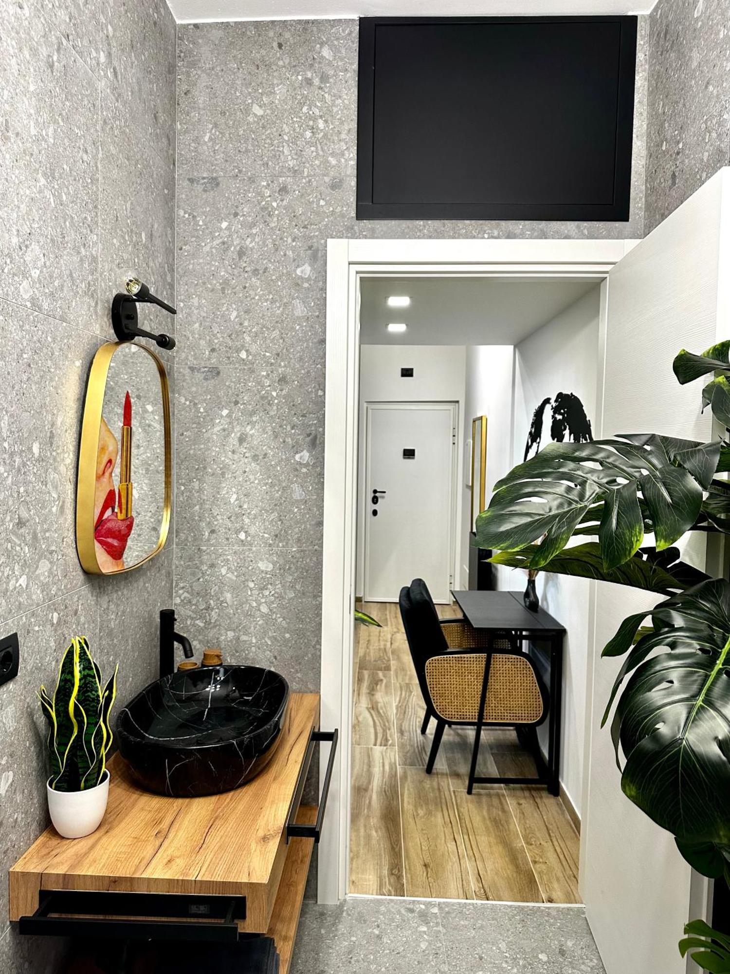 Apartment Splendido In Design Milan